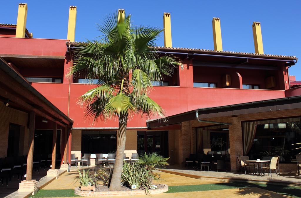 Hotel Chateau Vinasoro Alcazar de San Juan Luaran gambar